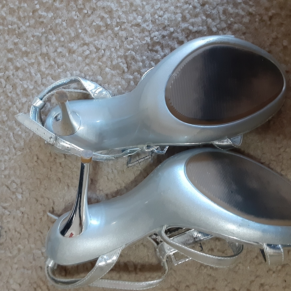 Womens heels